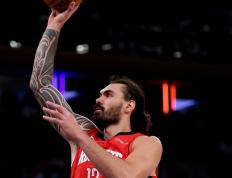 IM体育官方网站-火箭主场不敌马刺，遭遇失利