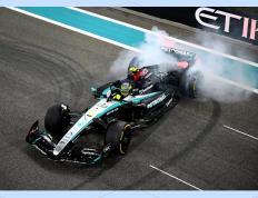 IM体育社区互动入口-关于梅赛德斯鏖战红牛二队，汉密尔顿惊艳四座的信息