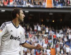 IM体育社区互动入口-当鹈鹕单节风暴席卷开拓者，西亚卡姆已在美加墨世界杯的赛场上悄然接管