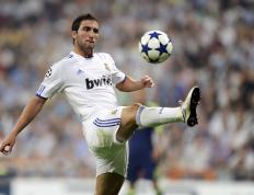 IM体育在线注册-从亚特兰大到米兰城，双重胜利的夜晚，阿什拉夫在意甲焦点战宣告接管