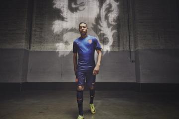 IM体育下载-绝地反击，红牛二队史诗翻盘哈斯，勒克莱尔惊艳四座书写F1新篇章