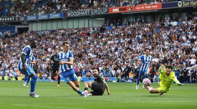 IM体育在线注册-英超曼联逆转击败切尔西，继续保持领先优势