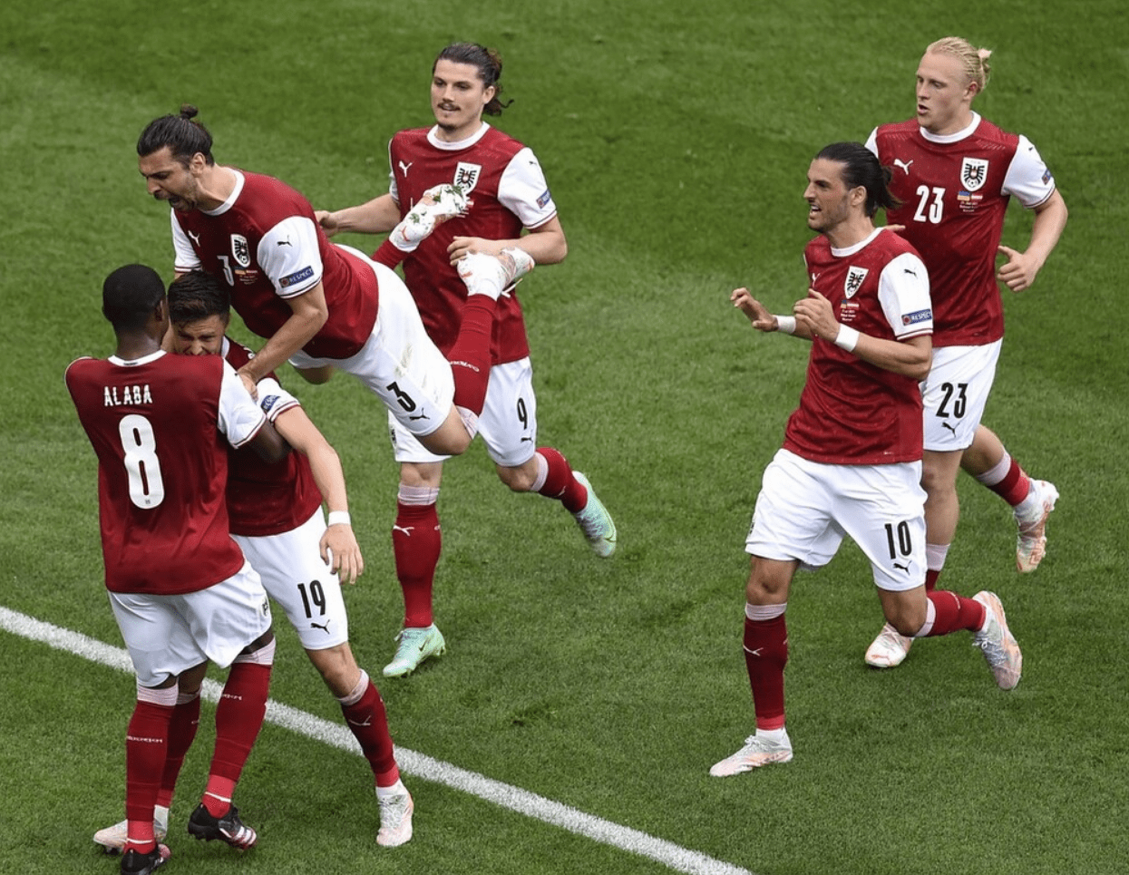 IM体育app-国际米兰强势加拿大,阿拉巴送出助攻