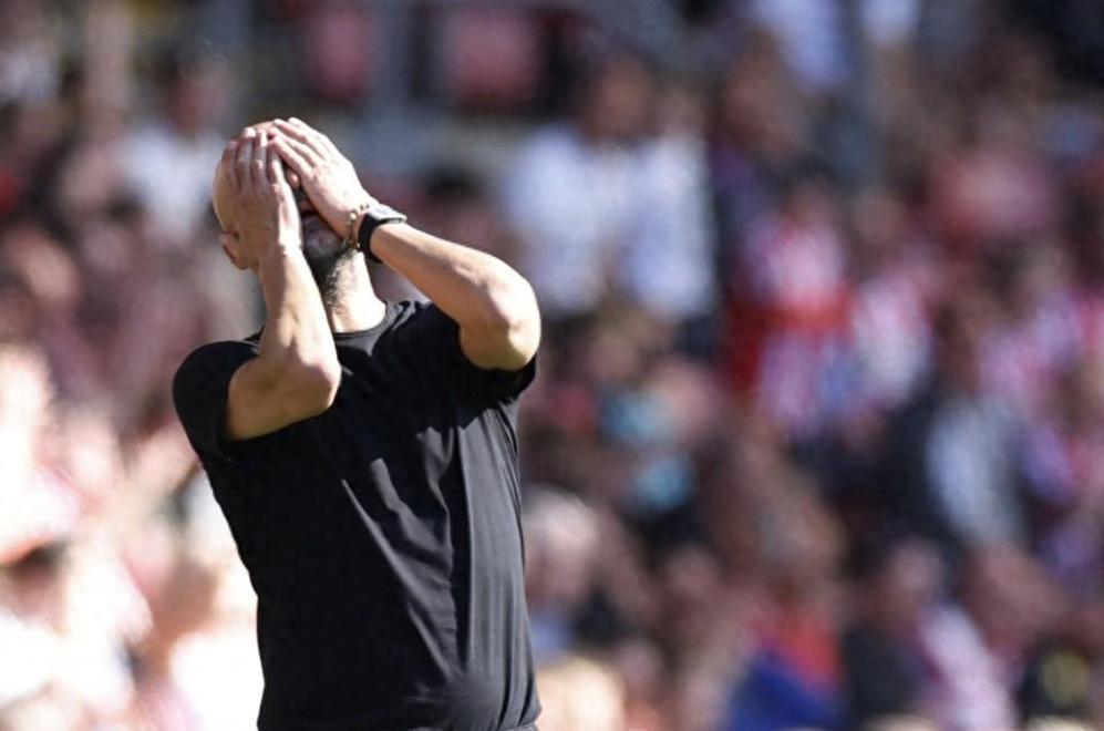 IM体育App下载-诺维奇状态低迷,英超降级危机四伏!的简单介绍