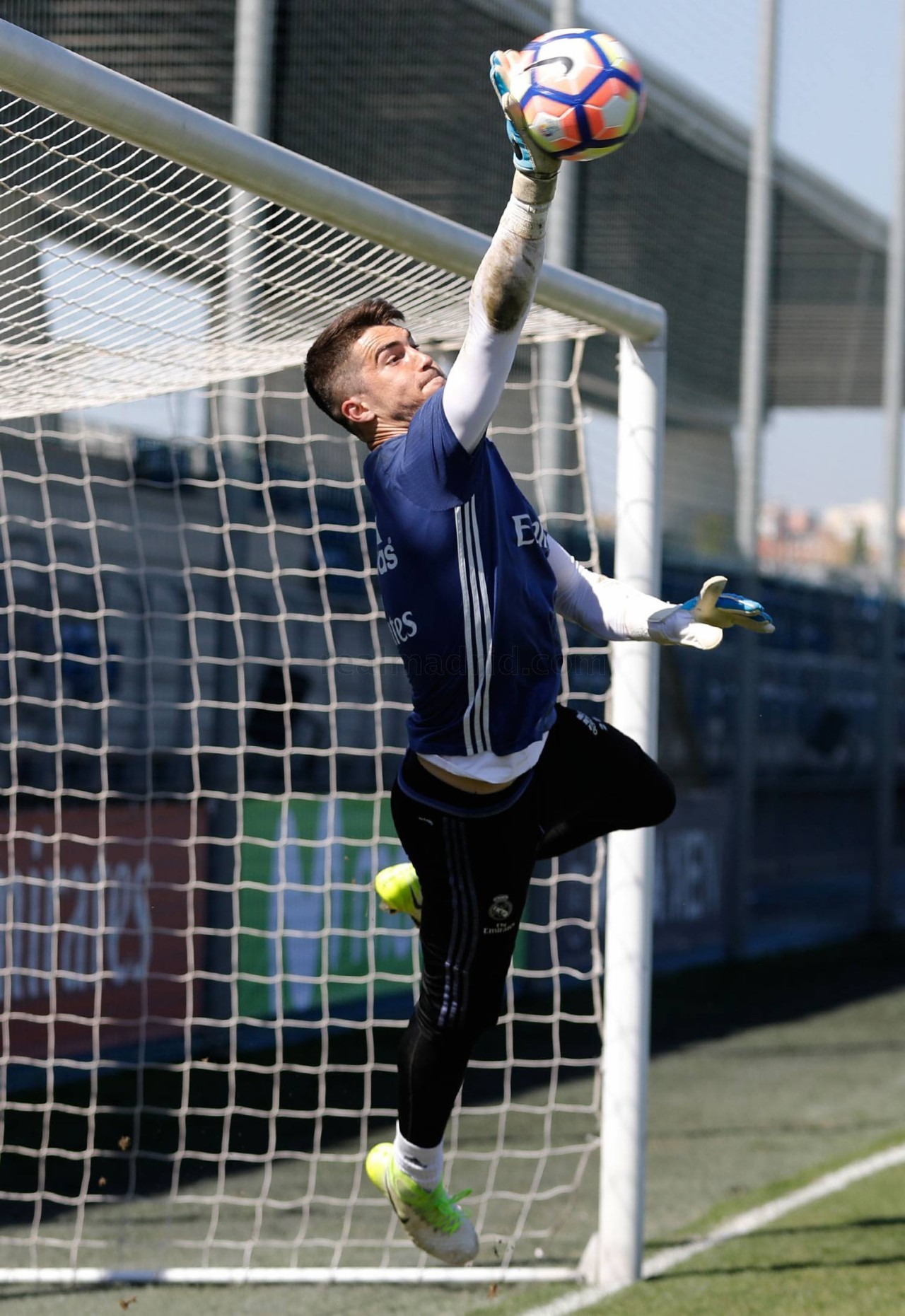 IM Sport-包含马德里城德比蓄势待发，谁将脱颖而出的词条