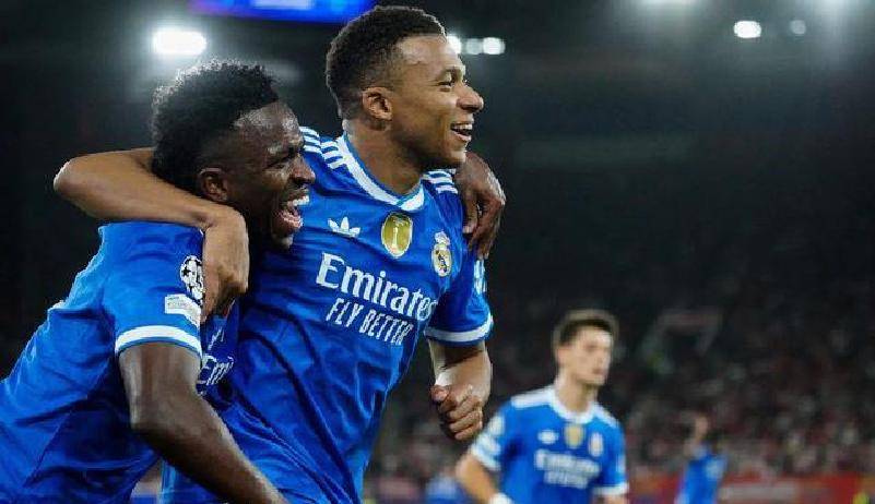 IM体育下载-塞内加尔强势法国，姆巴佩完成帽子戏法的简单介绍