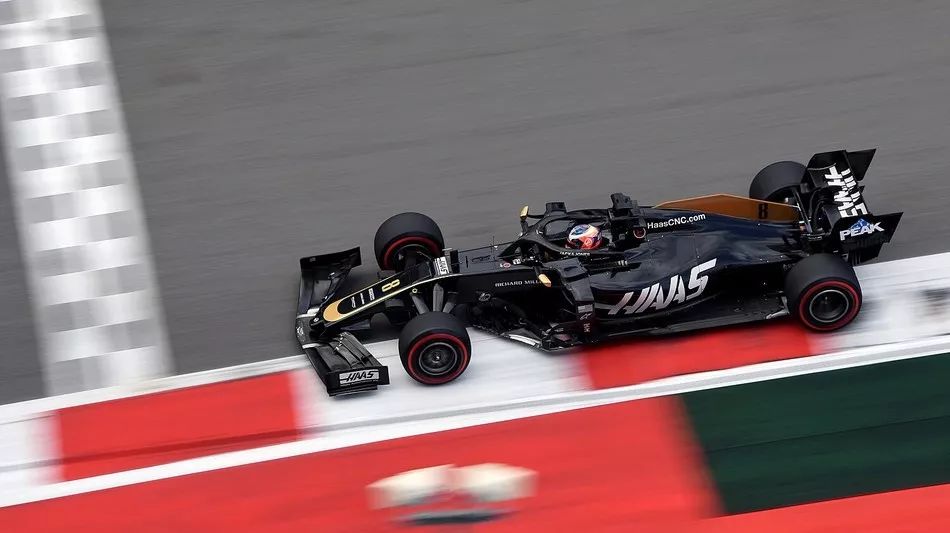 IM体育注册链接-雷诺车队鏖战威廉姆斯,勒克莱尔扛起全队的简单介绍