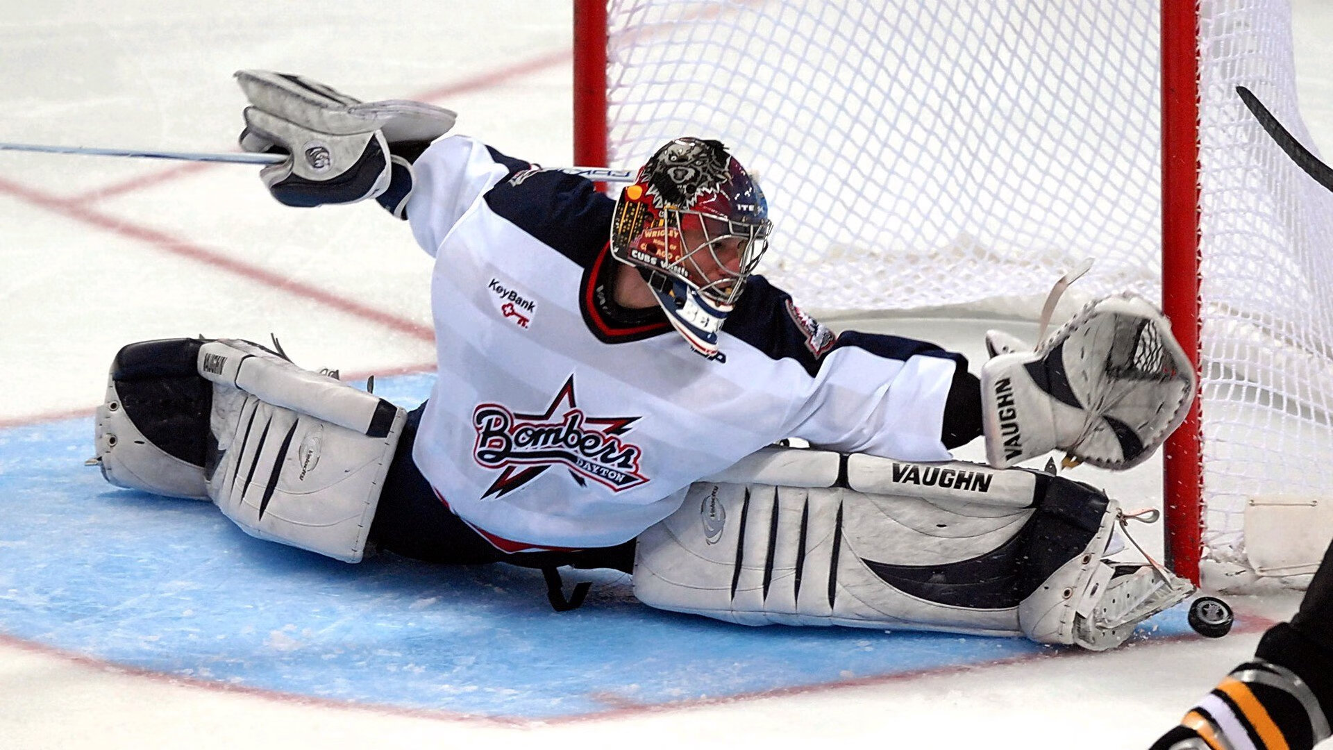 IM体育数据分析平台-霍勒迪一手掌控比赛走势,快船提前终结热火悬念